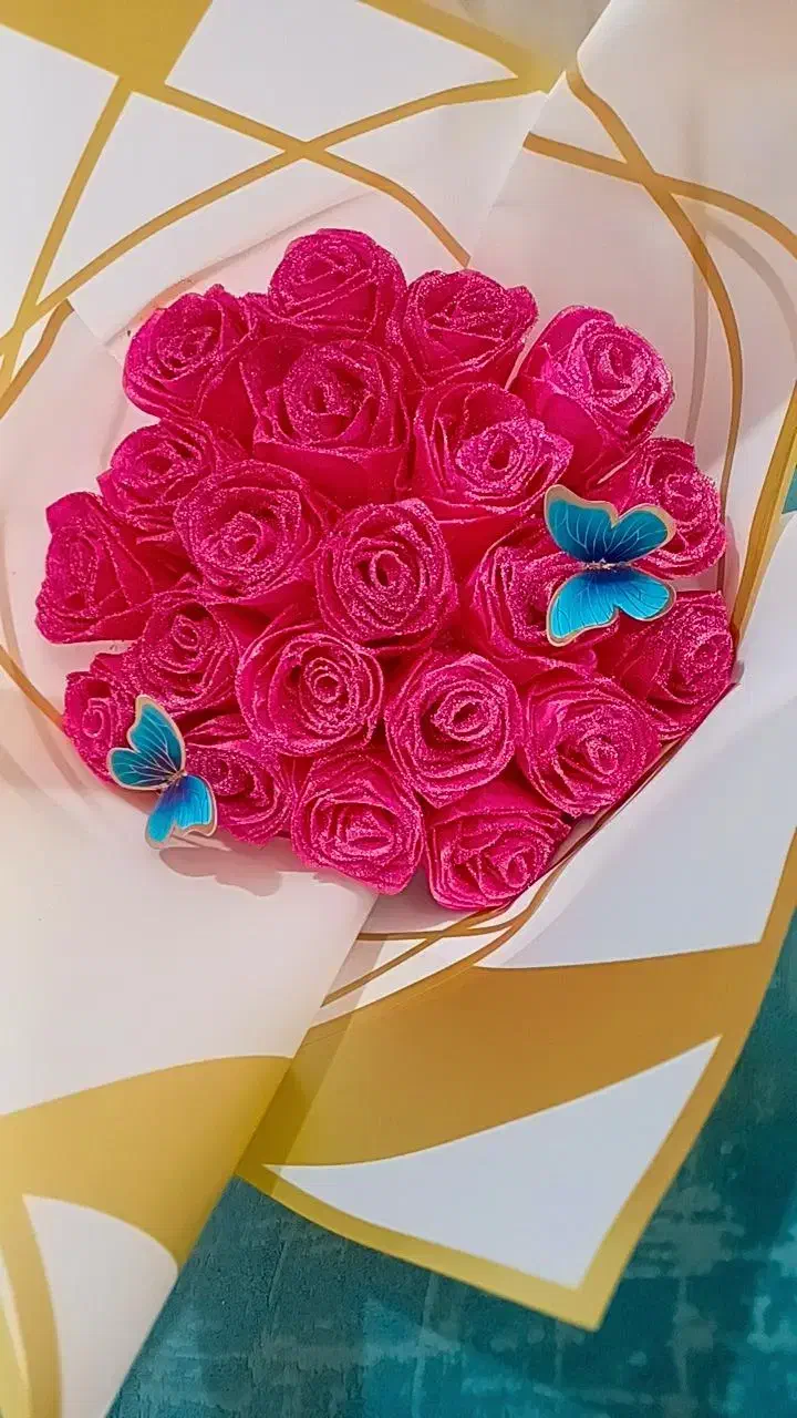 هدیه ای موندگار برا عزیزانتون با سلیقه ی خودش|گل مصنوعی|قم, سید معصوم|دیوار
