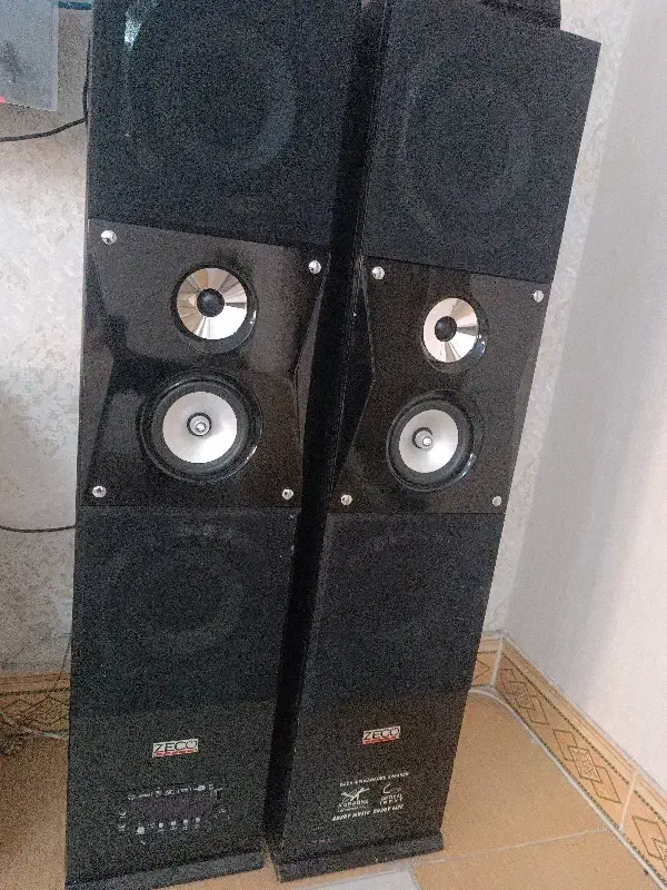 دوعدداسپیکر خانگی باند سالم مارک زیکو توافقی|سیستم صوتی خانگی|مشکیندشت, |دیوار