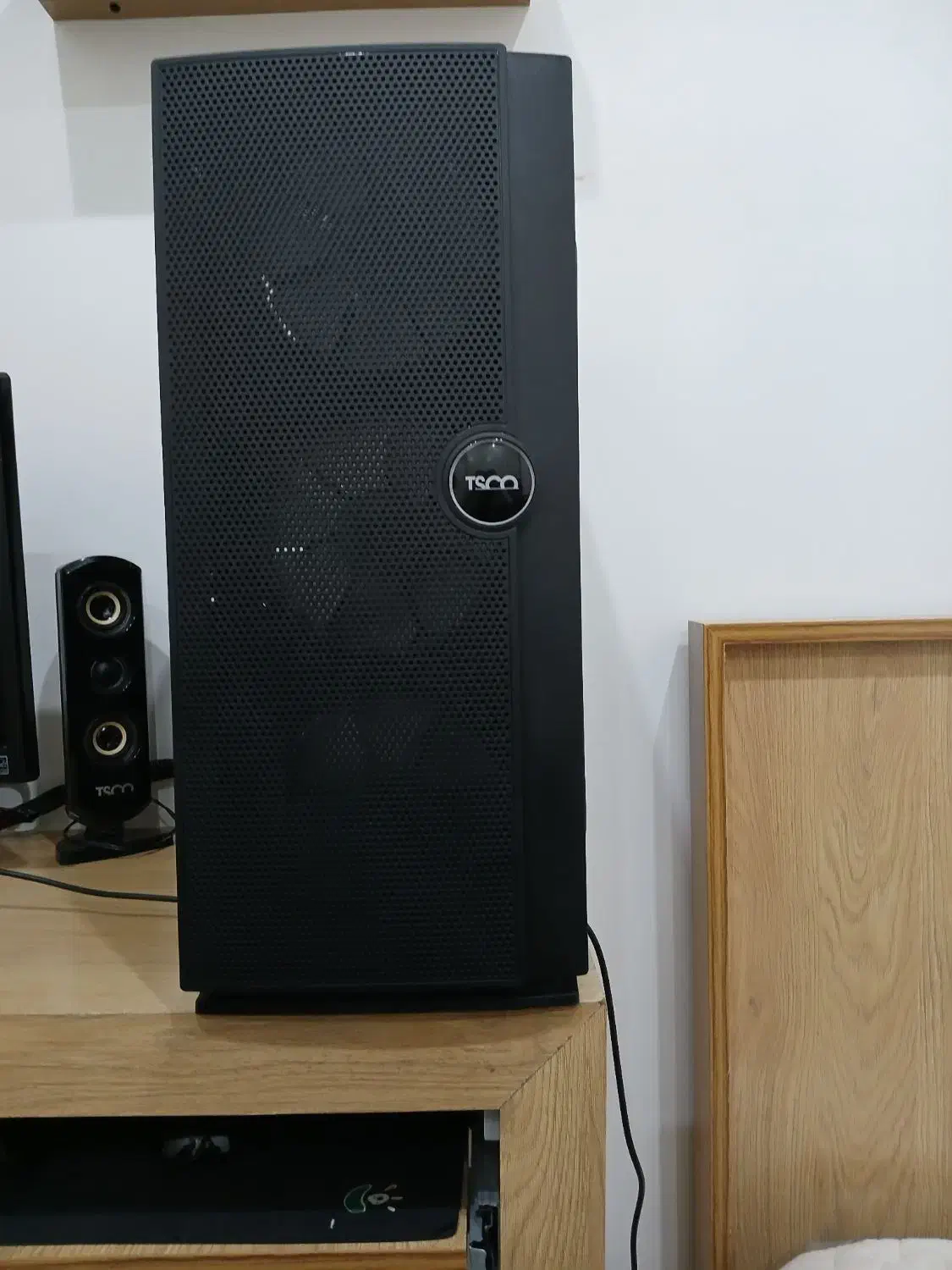 کیس گیمینگ|رایانه رومیزی|بانه, |دیوار