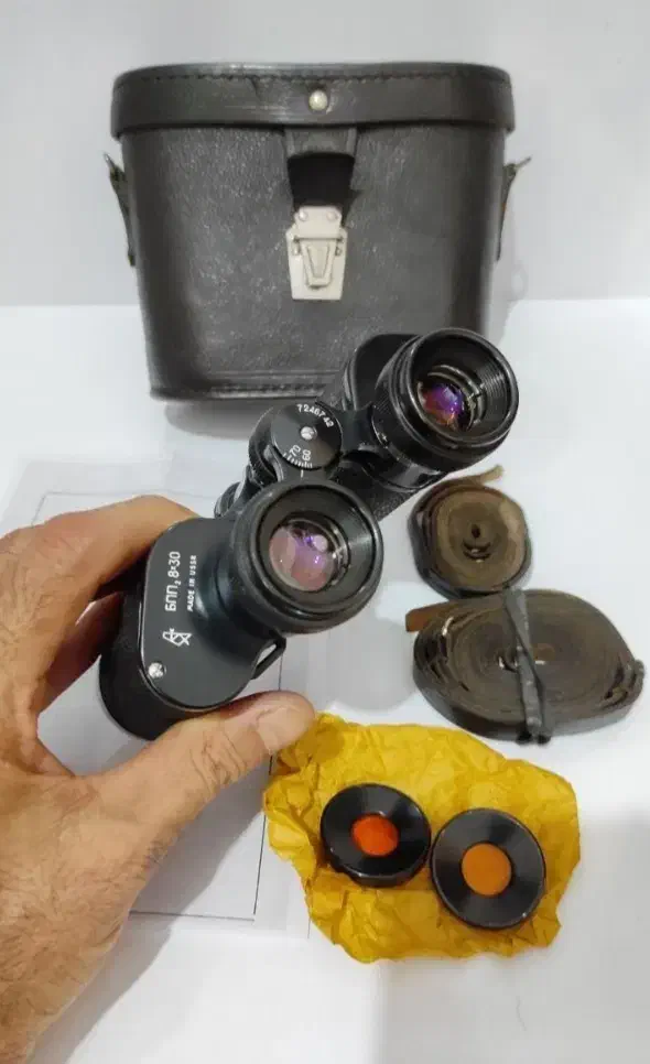 دوربین نیکون ژاپنی و یوزر روسی 8در30|کوهنوردی و کمپینگ|شیراز, حومه شیراز|دیوار