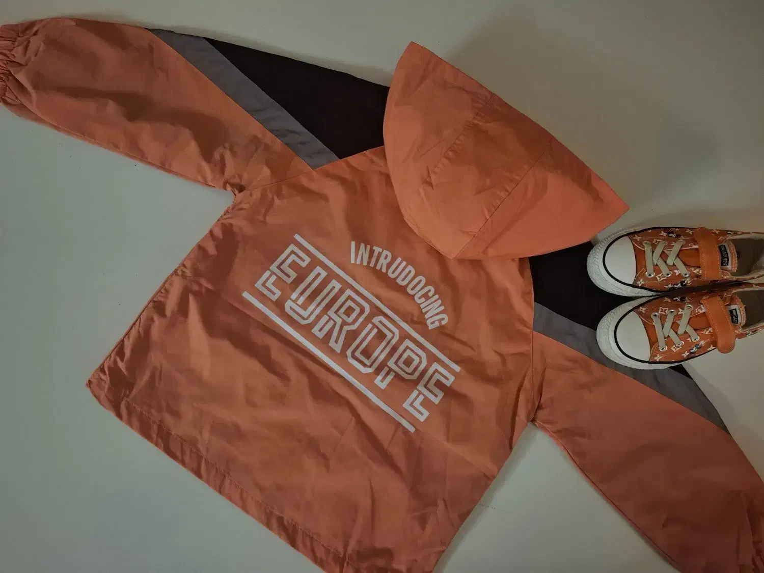 کاپشن بچگانه مناسب ۶تا ۹سال ضدآب شب نما|کفش و لباس بچه|پردیس, فاز ۳|دیوار