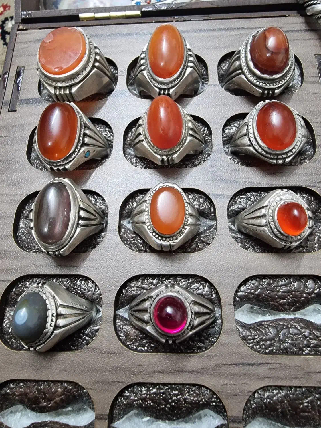 انگشتر حسن زرگر|جواهرات|قم, ولیعصر|دیوار