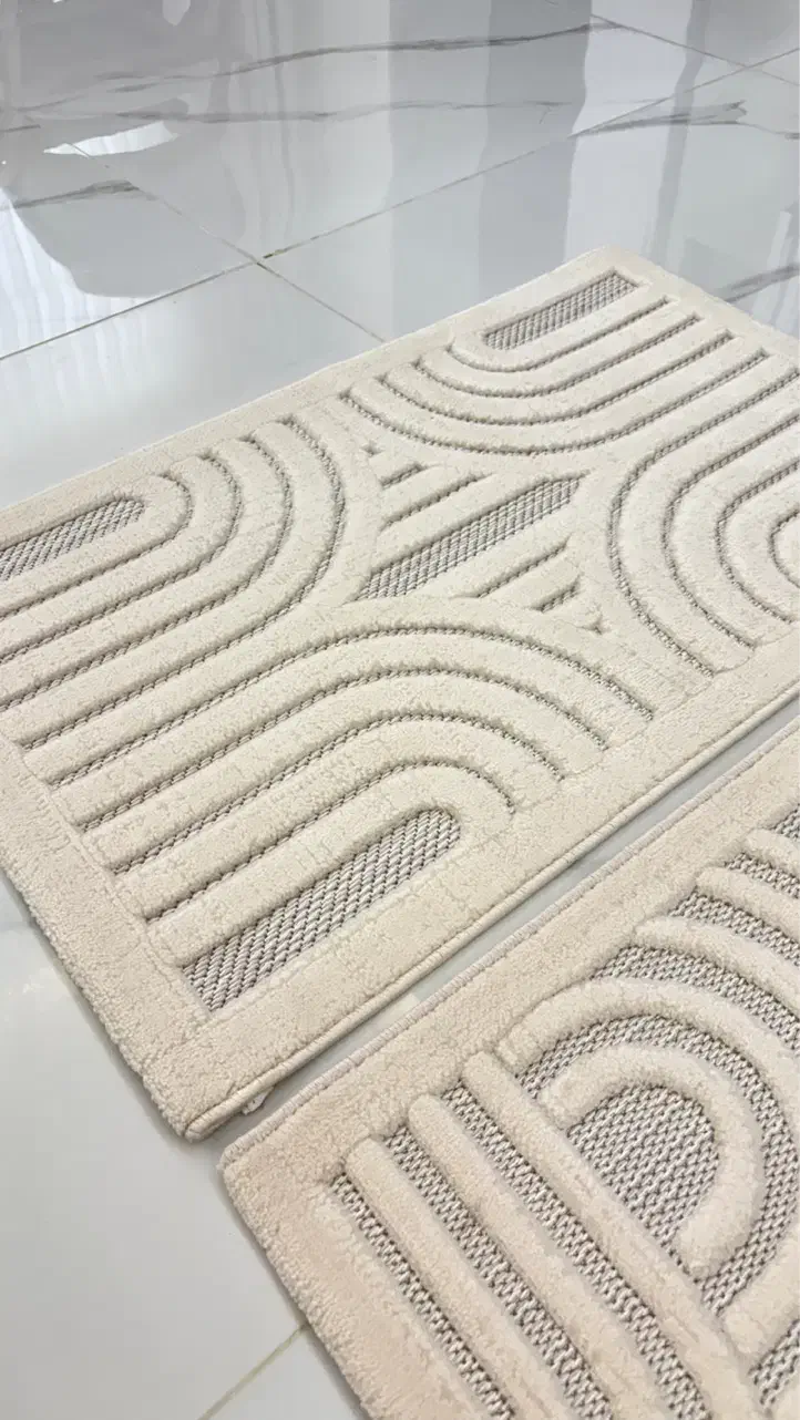 پادری پینترستی|پادری|قم, بنیاد|دیوار