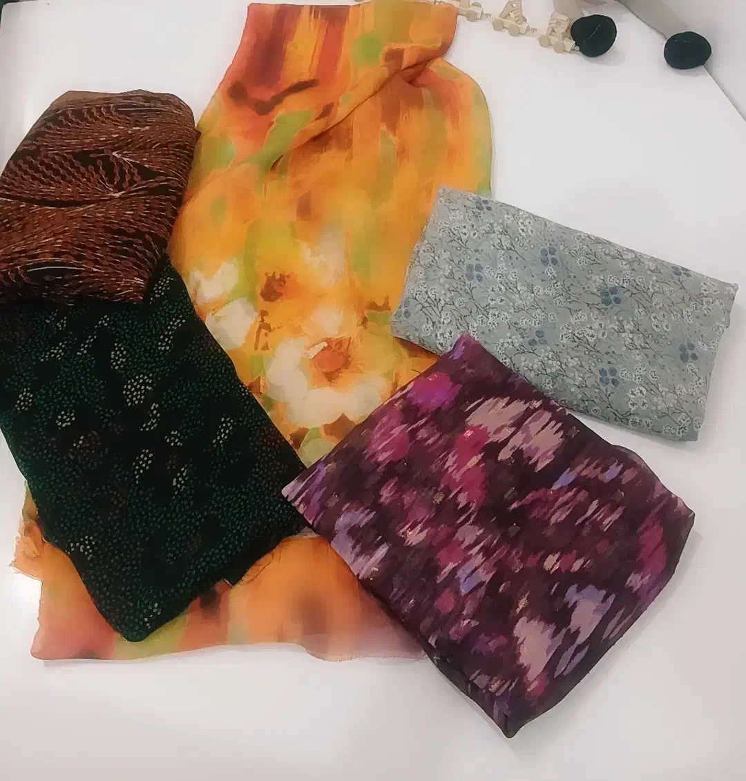 ۱۲۵|لوازم خیاطی و بافتنی|سقز, |دیوار