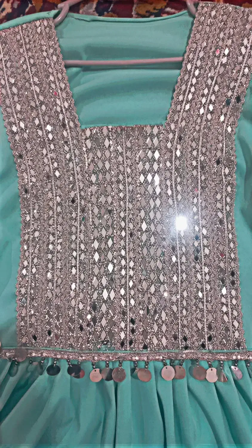 لباس بلوچی|لباس|علی‌آباد کتول, |دیوار