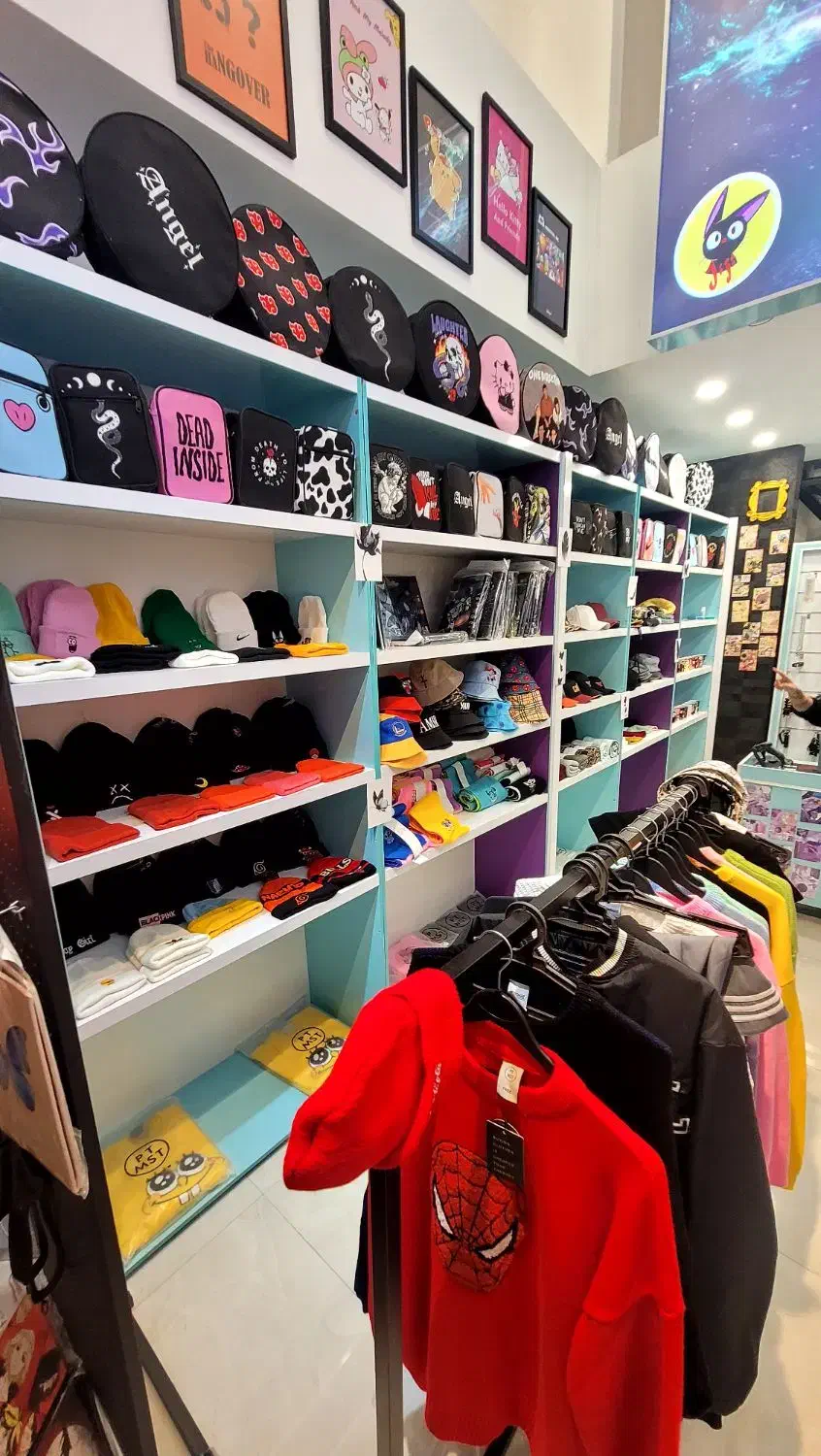 قفسه فروشگاهی به همراه لایت باکس|فروشگاه و مغازه|اردبیل, |دیوار