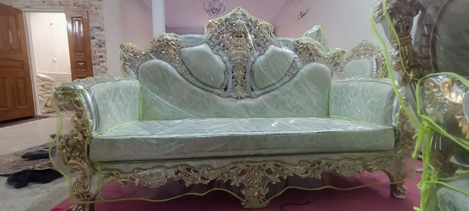 یک سرویس مبل ۹ نفره استیل|مبلمان خانگی و میز عسلی|تهران, شهرک طالقانی|دیوار