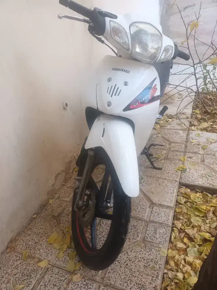 موتور ویو 125|موتورسیکلت|همدان, |دیوار