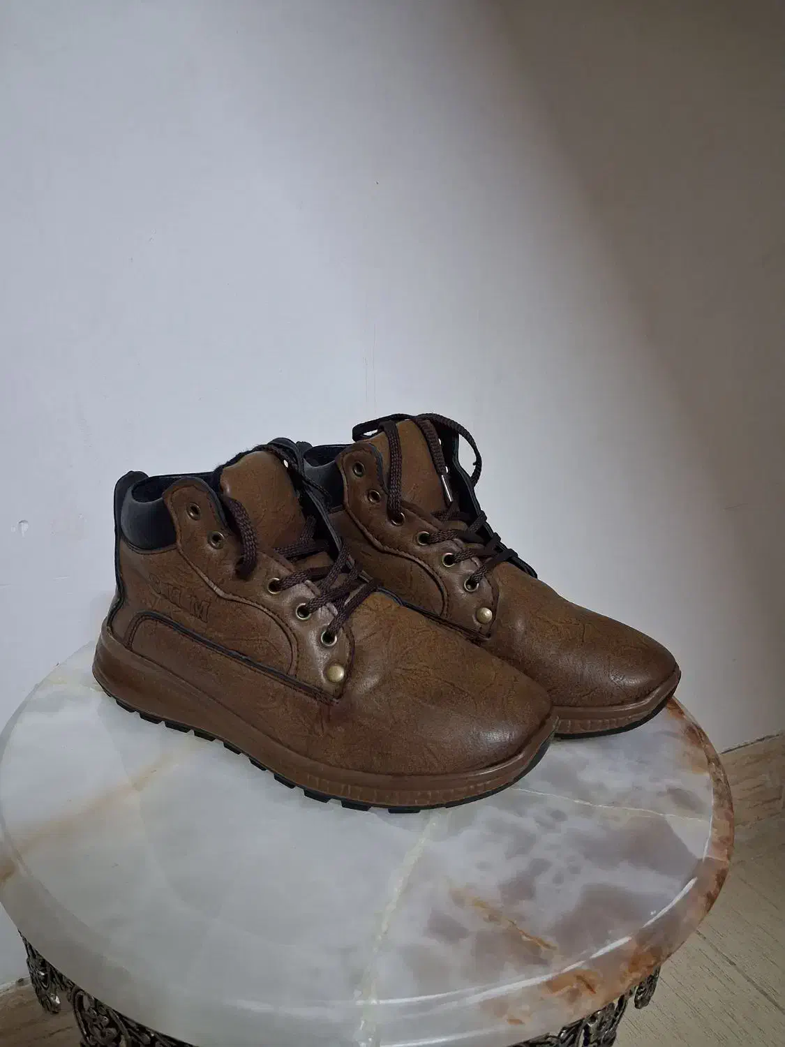 کفش پسرانه در حد نو|کیف، کفش، کمربند|قم, نیروگاه|دیوار