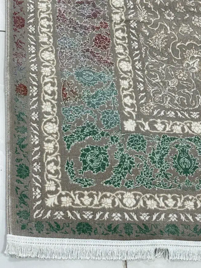 فرش ۹ متری ۷۰۰ شانه با تخفیف ویژه دیوار|فرش|گرگان, |دیوار