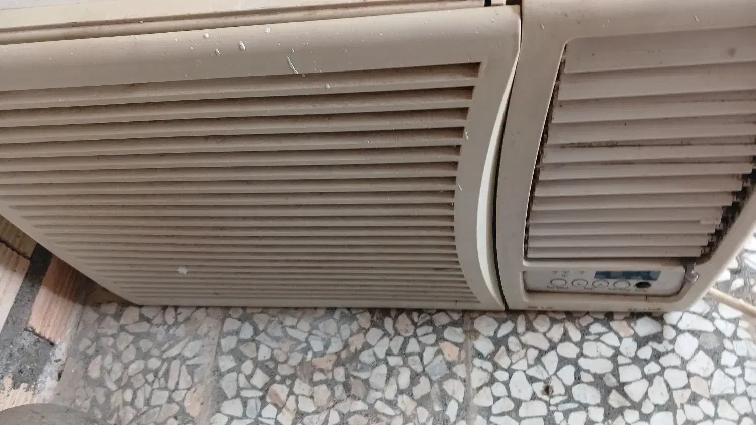 کولر گازی|کولر گازی و فنکوئل|بندر انزلی, ژاندارمری|دیوار