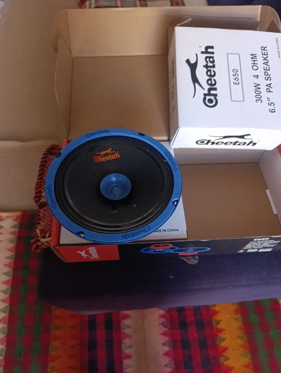 باند مارک چیتا|صوتی و تصویری|شیراز, کوشک میدان|دیوار