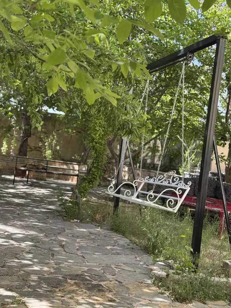 باغ ویلا لوکس دو خوابه صدرا|اجارهٔ کوتاه‌مدت ویلا و باغ|شیراز, شهرک ویلایی بهاران|دیوار