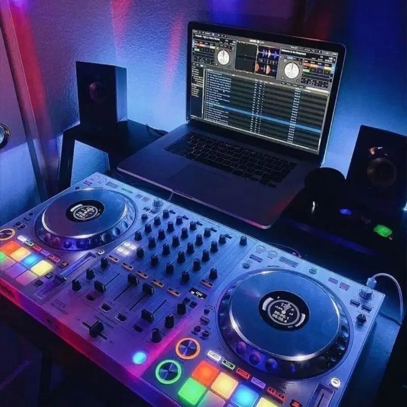 دیجی خانوم و آقا فیلمبرداری|خدمات پذیرایی، مراسم|مشهد, طلاب|دیوار