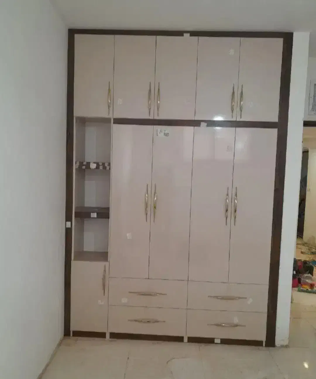 ساخت انواع وسایل چوبی|کتابخانه، شلف، قفسه‌های دیواری|کازرون, |دیوار