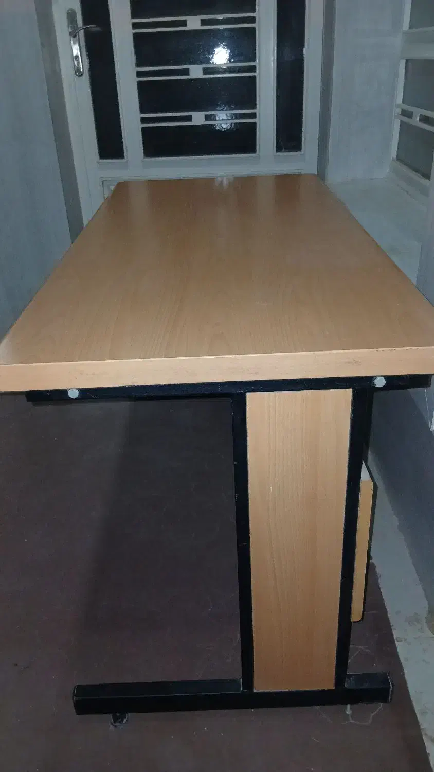 میز ۶۵در ۱۳۰سانتی متر|میز تحریر و کامپیوتر|بهبهان, |دیوار