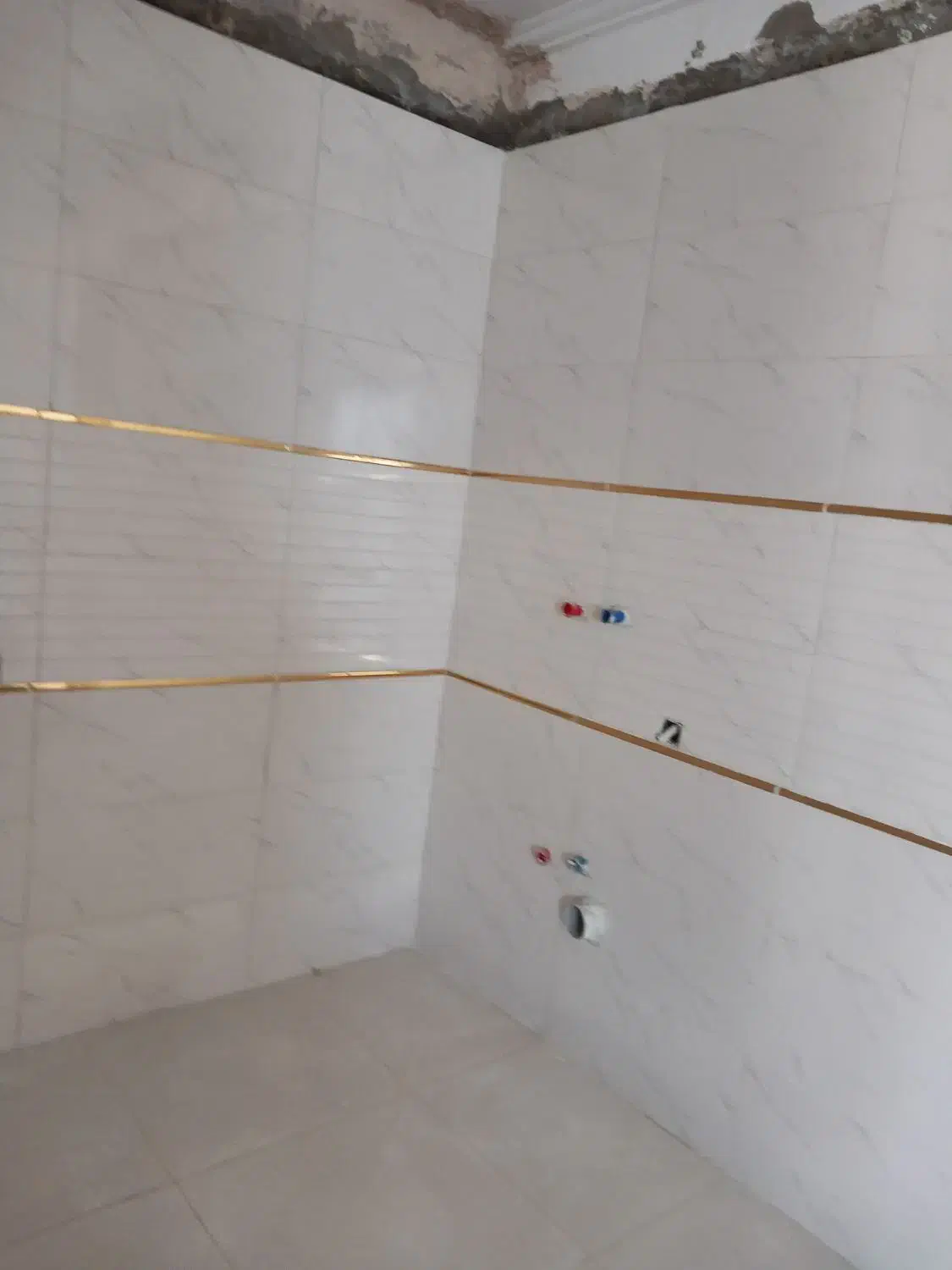 کاشی کاری سرامیک کاری  سیمان کاری...|خدمات پیشه و مهارت|اهر, |دیوار