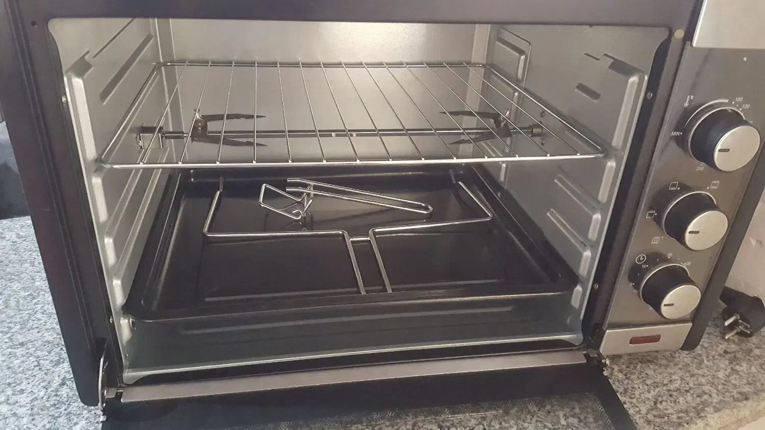 آون تستر|اجاق گاز و لوازم برقی پخت‌وپز|شیراز, گویم|دیوار