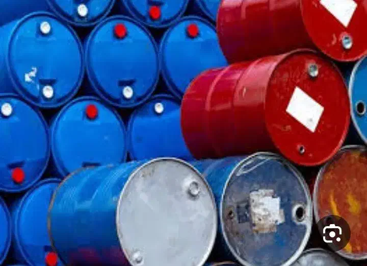 بشکه نفتی سالم وتمیز۳عددهست قیمت توافقی|عمده‌فروشی|کرباسک, |دیوار