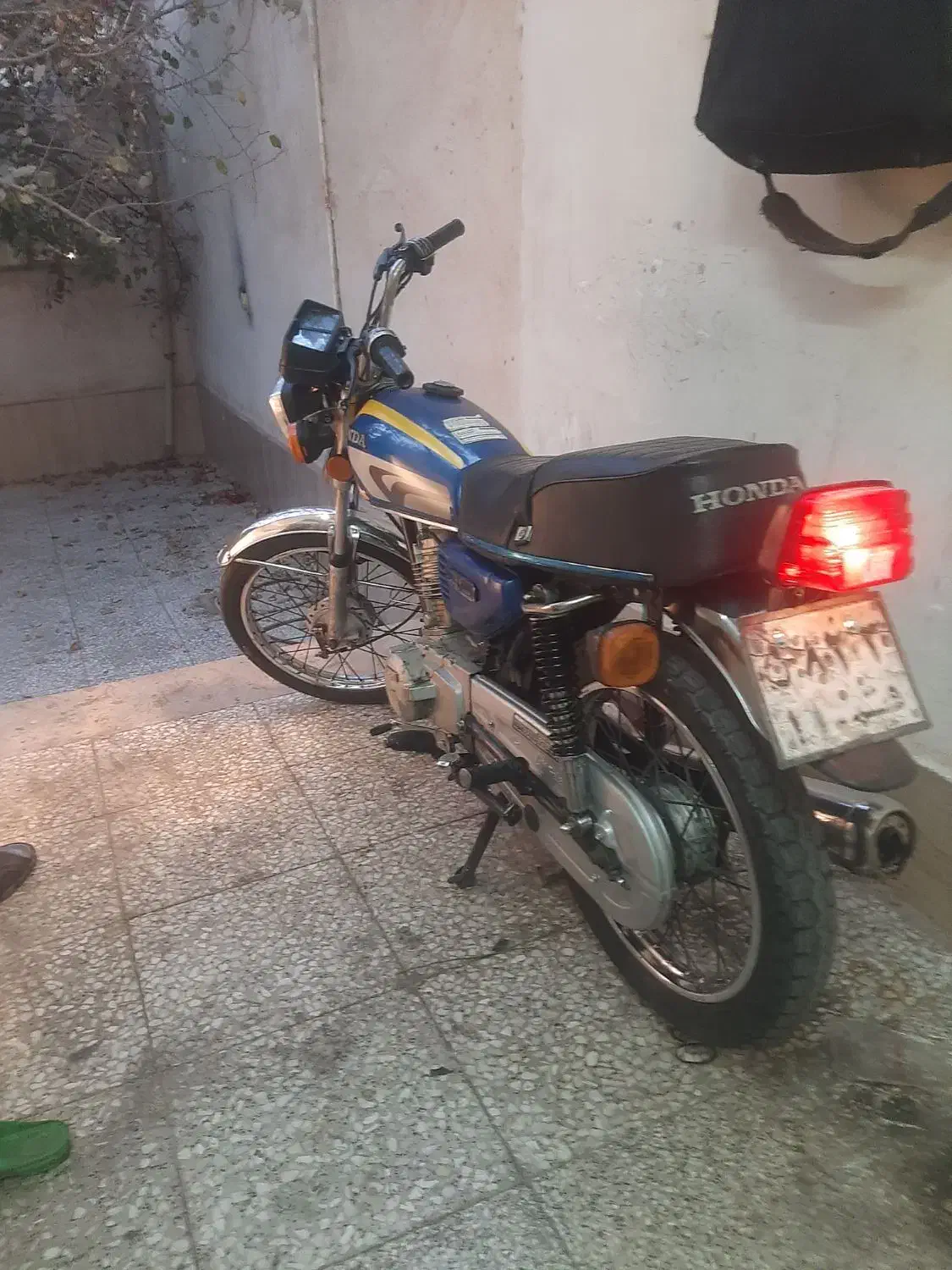 هندا ۱۲۵ عروسک ۵ دنده تازه تعمیر|موتورسیکلت|قم, دوبرادر|دیوار