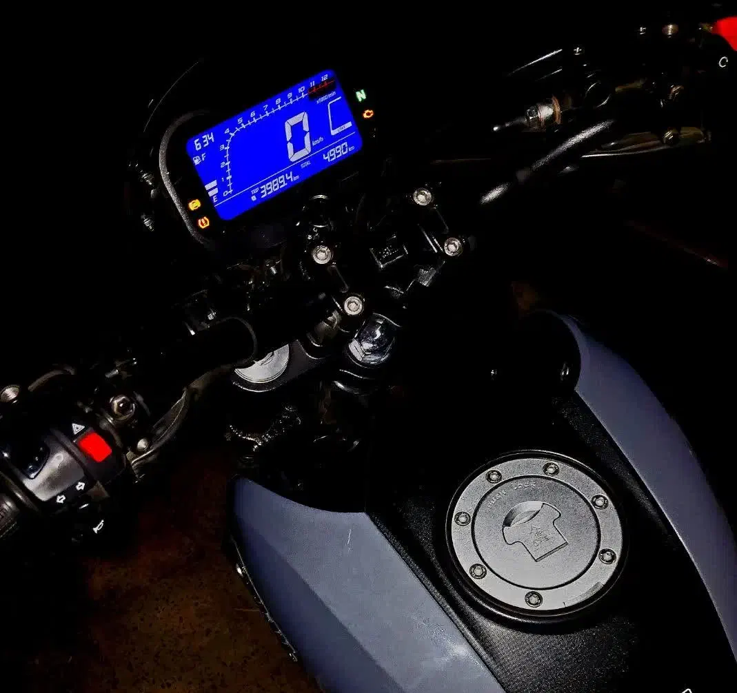 اشیل 200|موتورسیکلت|خمینی‌شهر, |دیوار