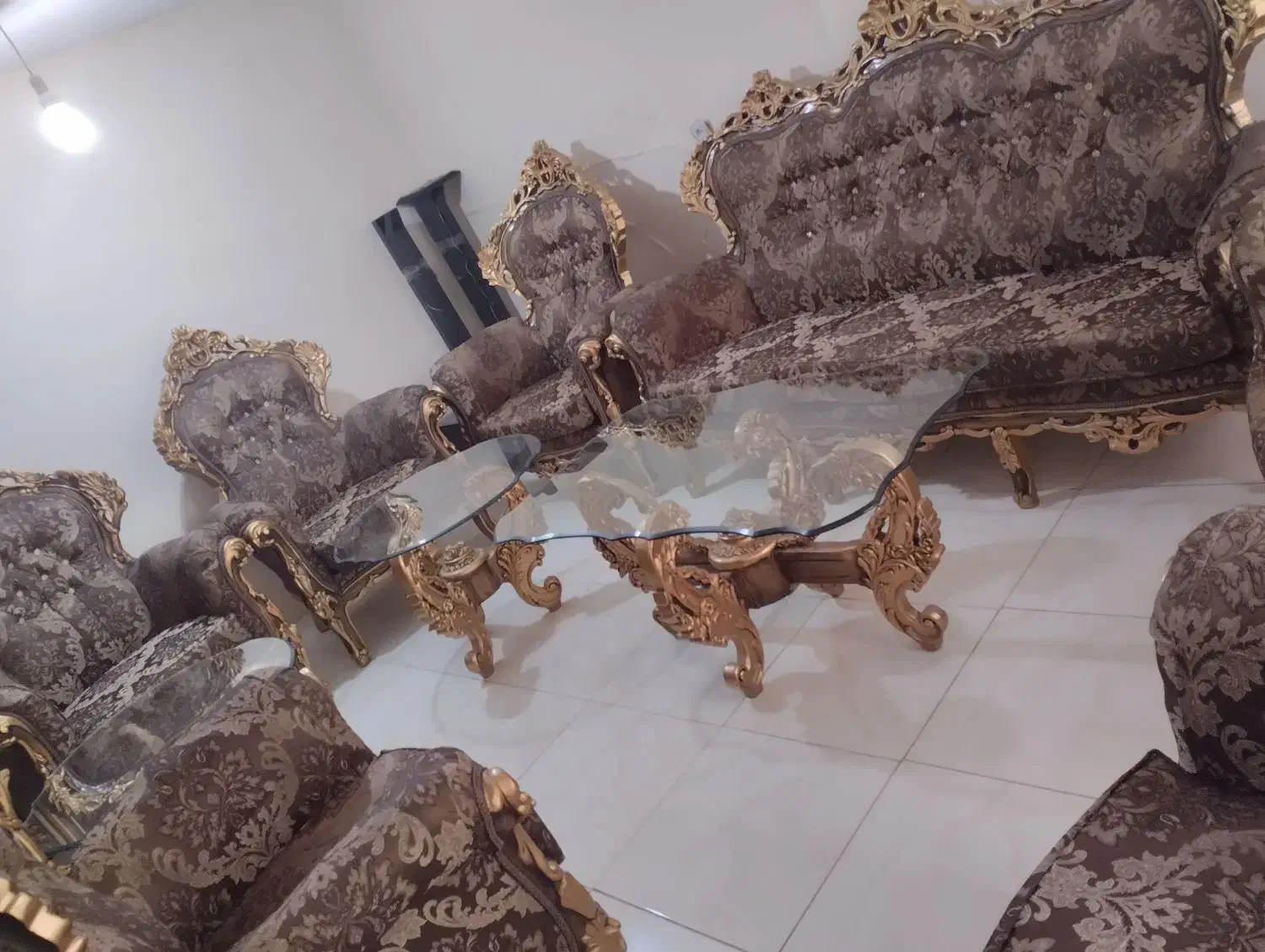 مبل 9نفره تمام چوب راش و جلو مبلی|مبلمان خانگی و میز عسلی|اسلامشهر, باغ فیض|دیوار