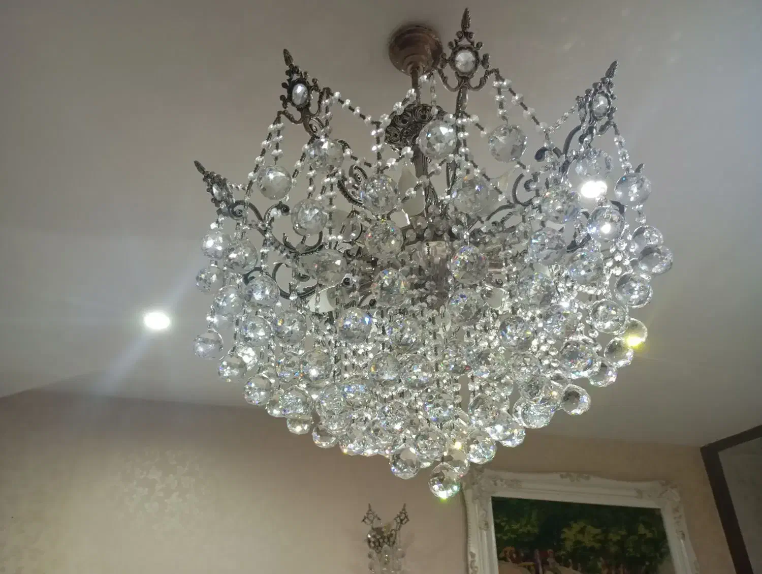 لوستر|لوستر و چراغ آویز|مشهد, کوه سنگی|دیوار