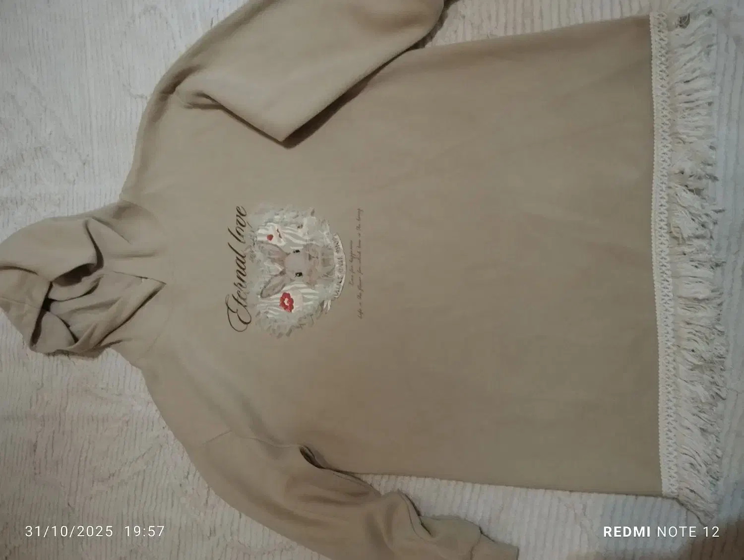 بلوز گرم دخترانه حدود 8 تا 10 سال|کفش و لباس بچه|تنکابن, |دیوار