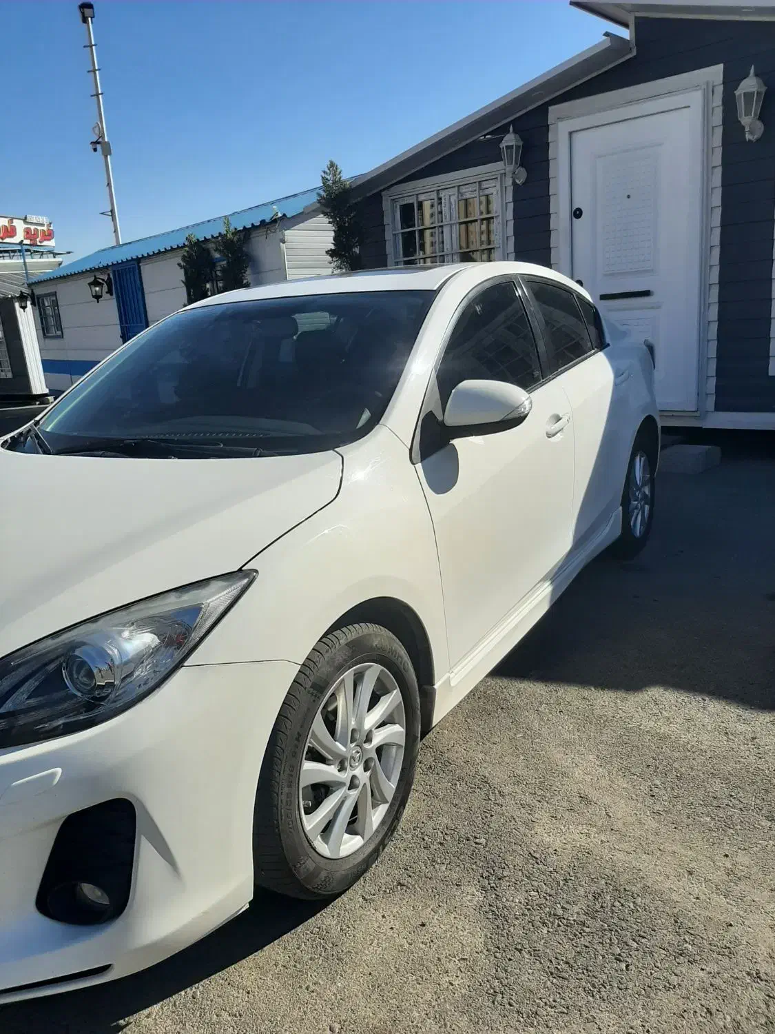 مزدا ۳ نیو|خودرو سواری و وانت|تهران, شهرک چیتگر|دیوار