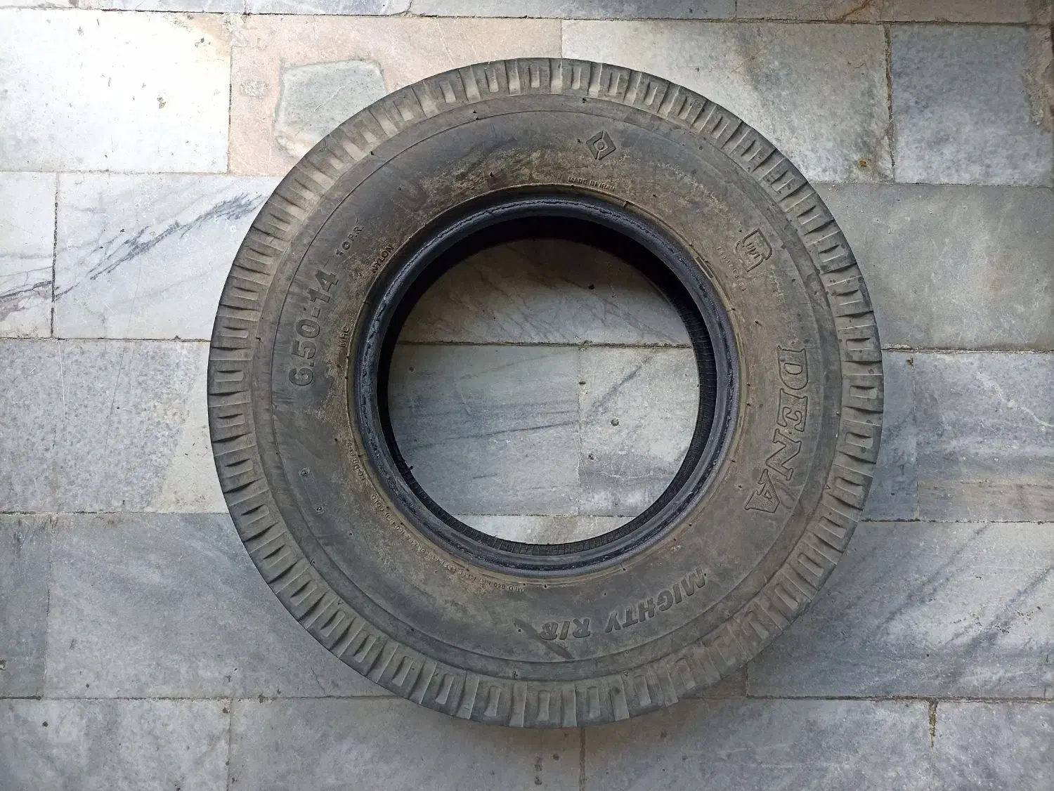 لاستیک مزدا|قطعات یدکی و لوازم جانبی|قروه, |دیوار