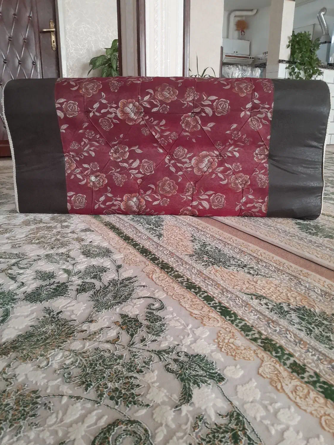 پشتی(متکا)|پشتی|نورآباد, |دیوار