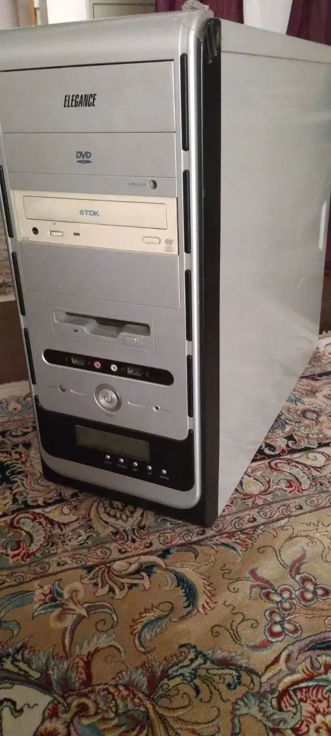 کیس کامپیوتر الگانس تمیز|قطعات و لوازم جانبی رایانه|اردبیل, |دیوار