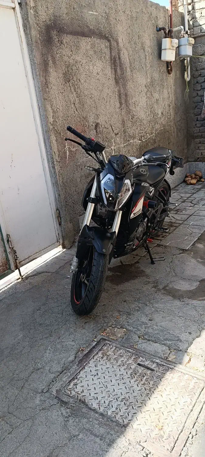 بنلی ۱۸۰|موتورسیکلت|همدان, |دیوار