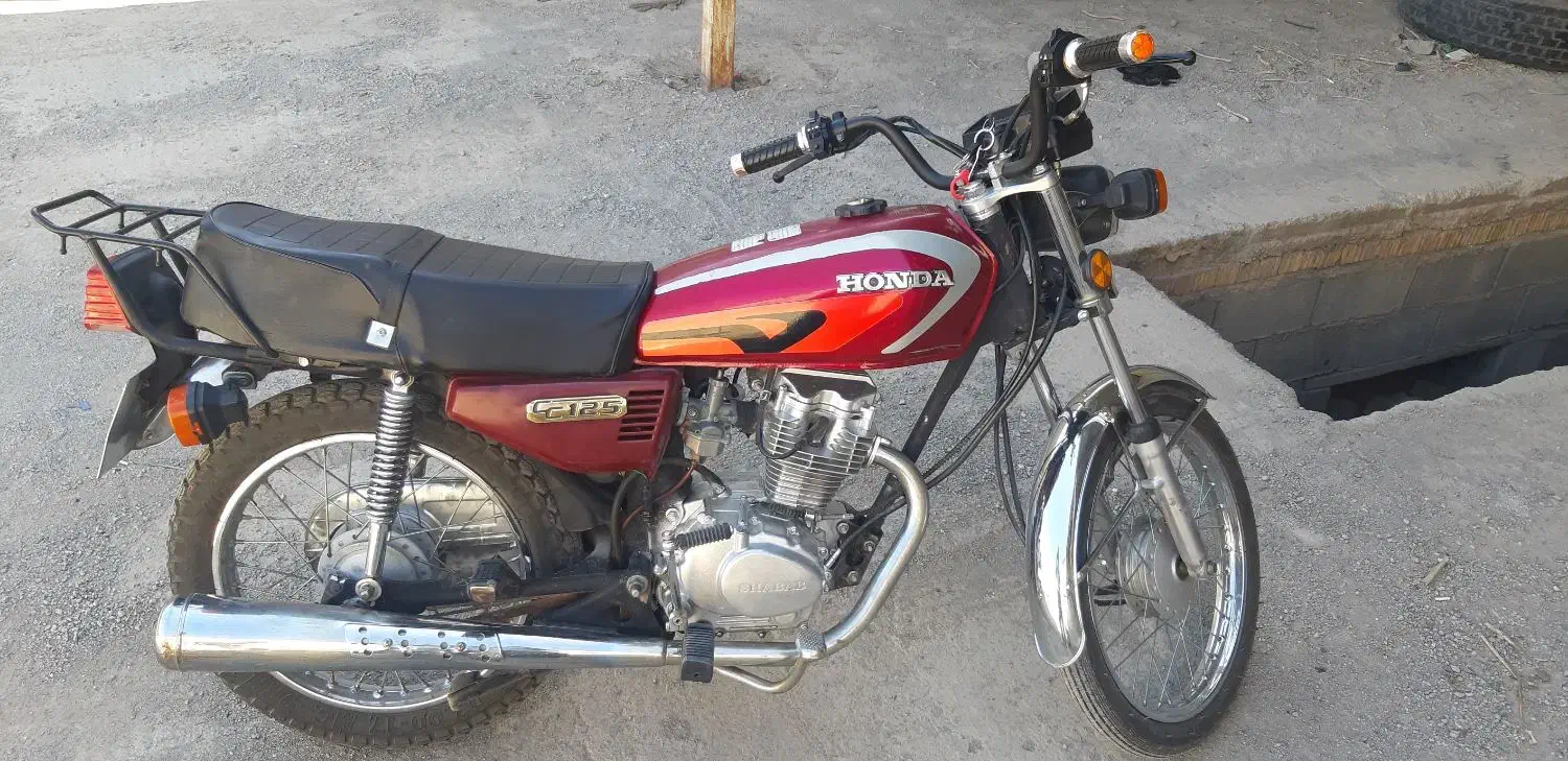 هندا ۱۲۵|موتورسیکلت|آباده, |دیوار