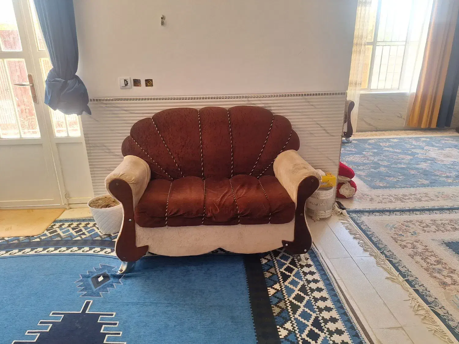 مبل و عسلی|مبلمان خانگی و میز عسلی|بختگان, |دیوار