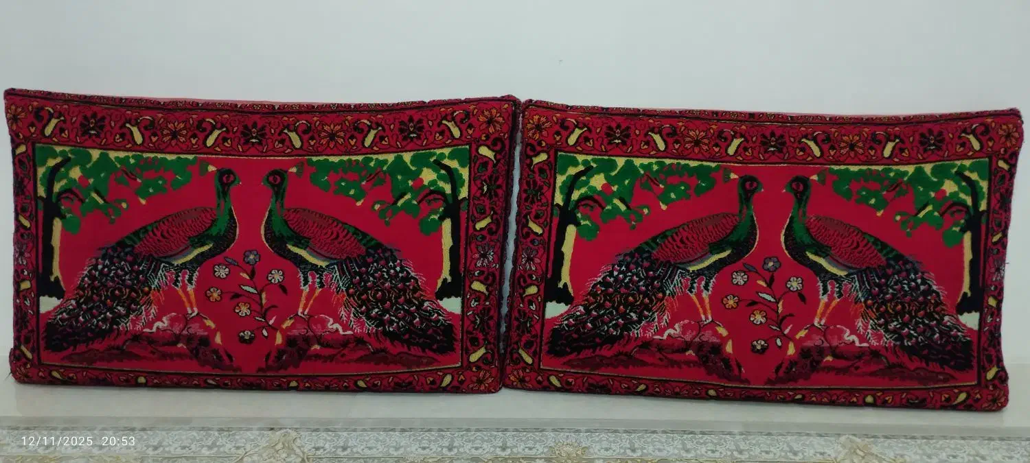 پشتی|پشتی|مشهد, انقلاب|دیوار