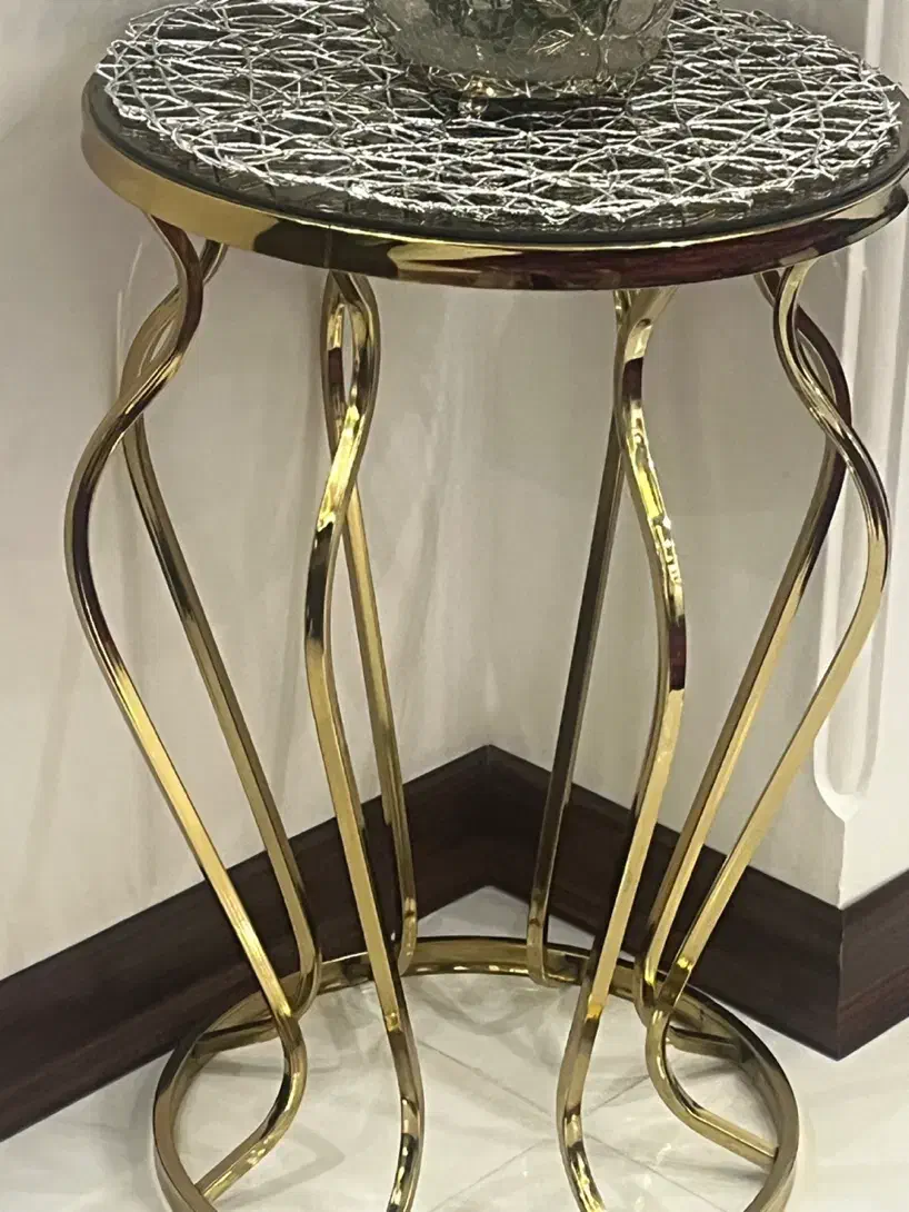 سه عدد میز|مبلمان خانگی و میز عسلی|ساوه, |دیوار