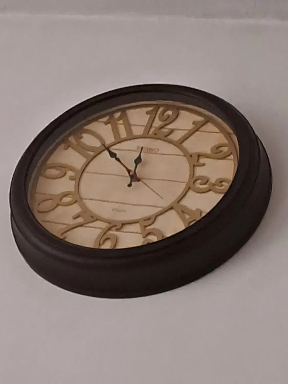 ساعت دیواری کار کرده|ساعت دیواری و تزئینی|آستارا, |دیوار