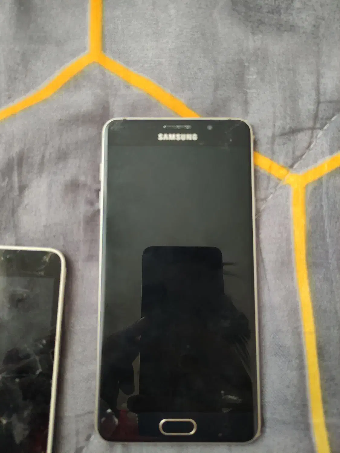 گوشی نیاز به تعمیر|موبایل|سنندج, |دیوار