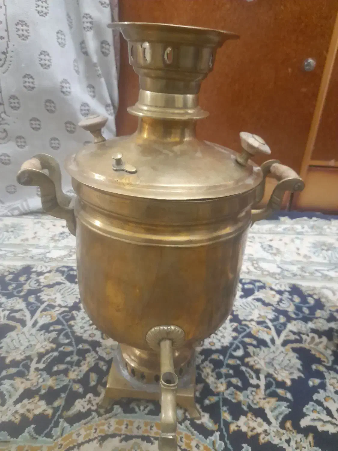 سماور قدیمی|کلکسیون اشیاء عتیقه|زنجان, |دیوار