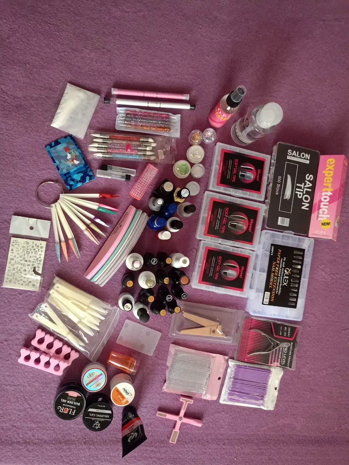 لوازم کاشت ناخن|آرایشگاه و سالن‌های زیبایی|ارومیه, |دیوار