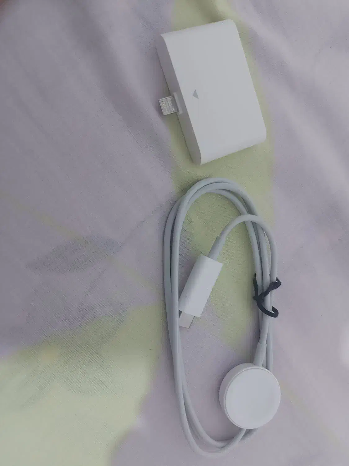 شارژر مگنتی اپل واچ و تبدیل USB به لایتینگ|لوازم جانبی موبایل و تبلت|رشت, پل تالشان|دیوار
