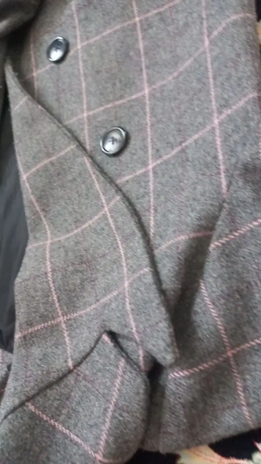 پالتو|لباس|کرمانشاه, |دیوار