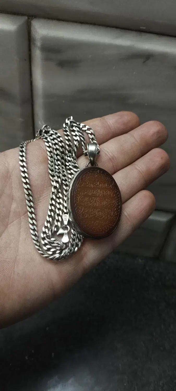 گردنی عقیق و زنجیر نقره|جواهرات|قم, باجک یک|دیوار