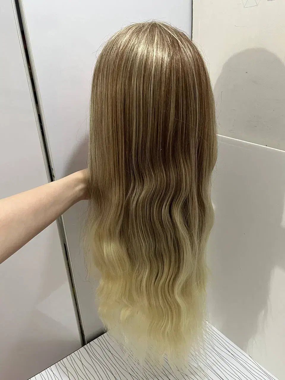 کله مانکن|آرایشی، بهداشتی، درمانی|رشت, استقامت ۲|دیوار