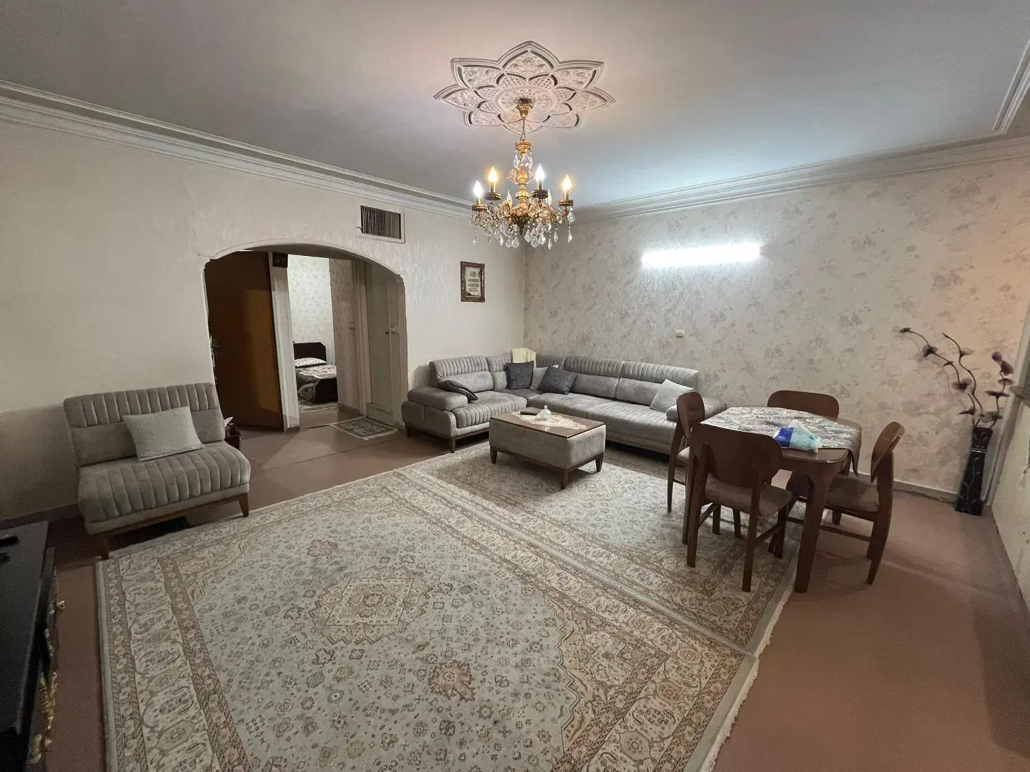 آپارتمان ۷۵ متری با پارکینگ / خیابان کرمان /طاهری|فروش آپارتمان|تهران, شکوفه|دیوار