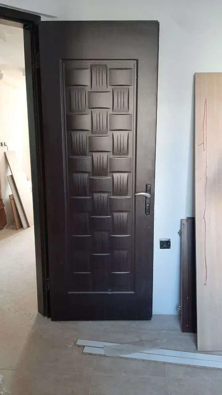 در درب|مصالح و تجهیزات ساختمان|مشهد, هفت تیر (آب و برق)|دیوار