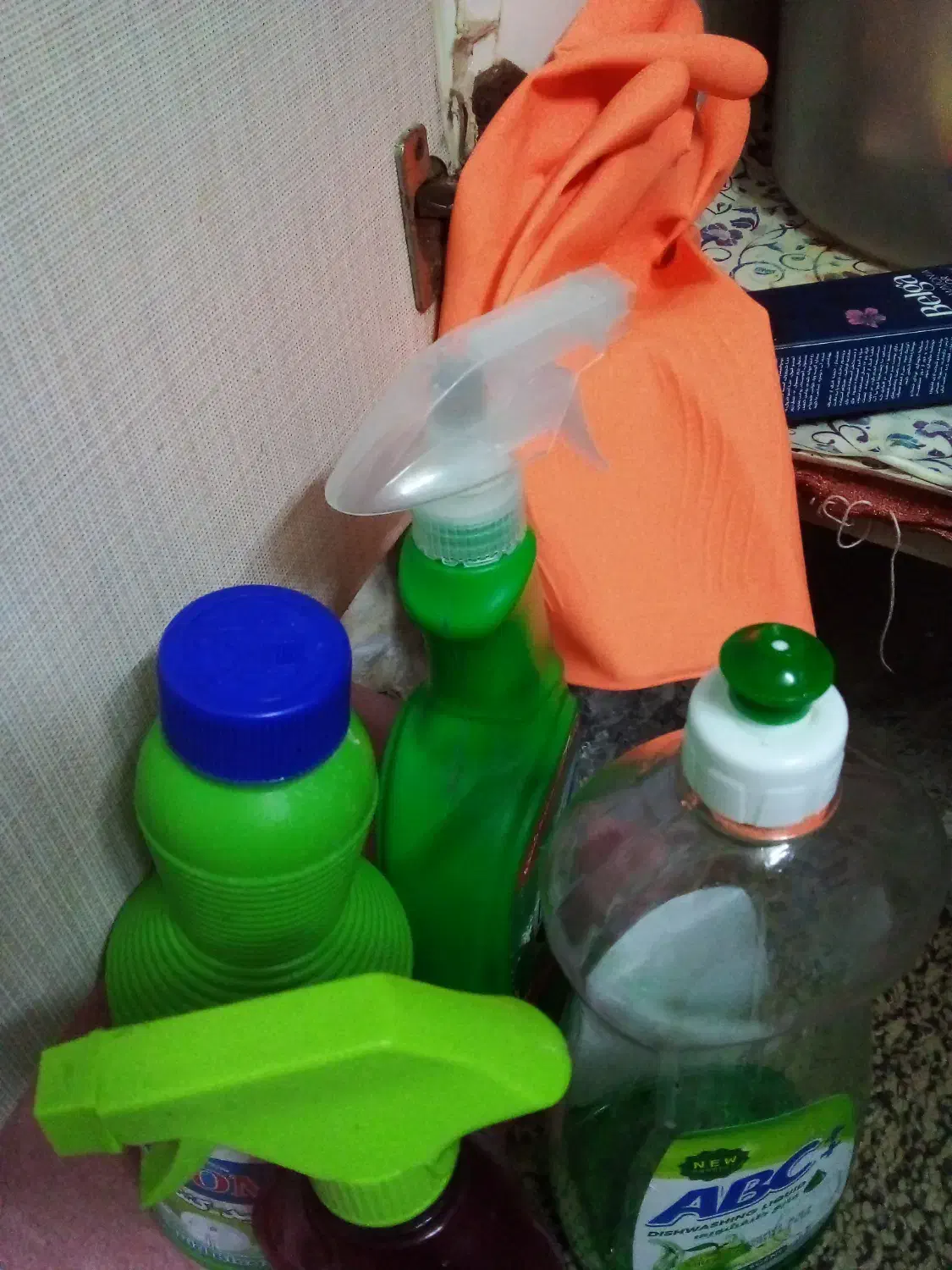 نظافت منزل ویلا پله پارکینگ ،نیروهای جوان وحرفه ای|خدمات نظافت|آمل, |دیوار