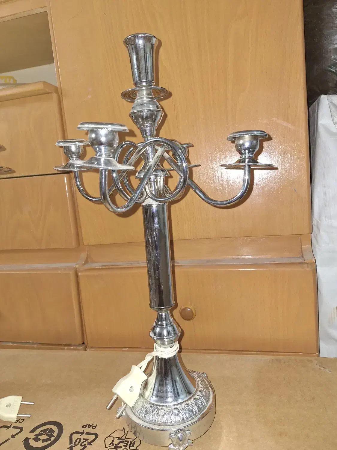 شمعدان جفت|لوستر و چراغ آویز|زارچ, |دیوار