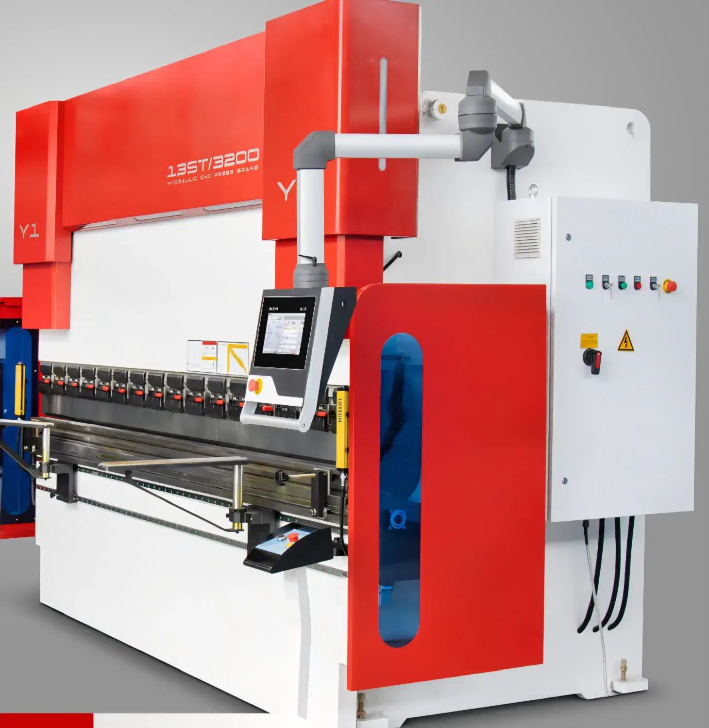 اپراتور دستگاه خم CNC و لیرز|استخدام صنعتی، فنی، مهندسی|شهریار, رزکان|دیوار